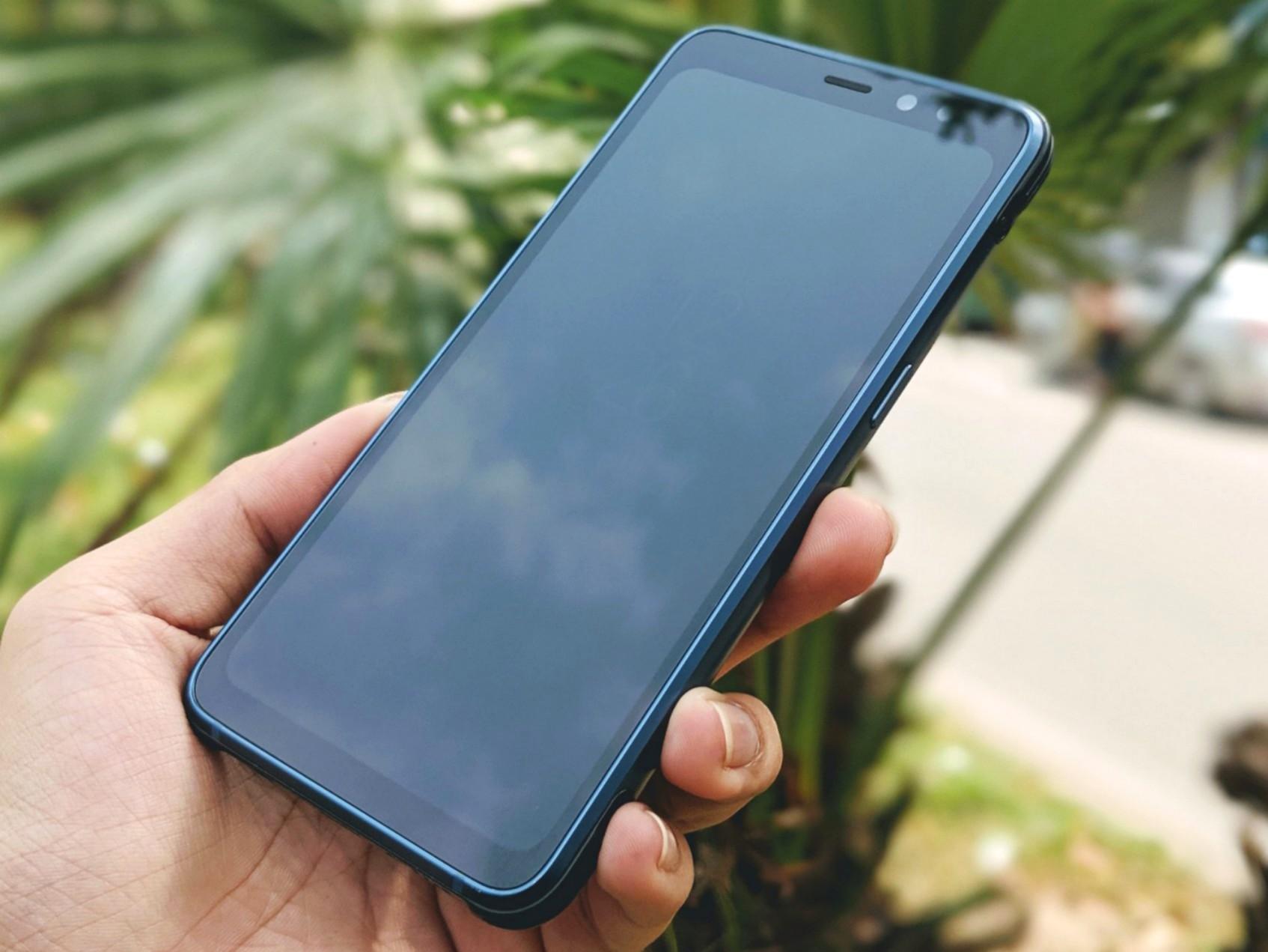 Galaxy s8 active camo blue sale