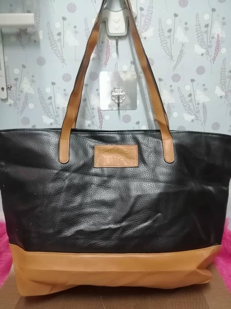 Tanger top tote bag