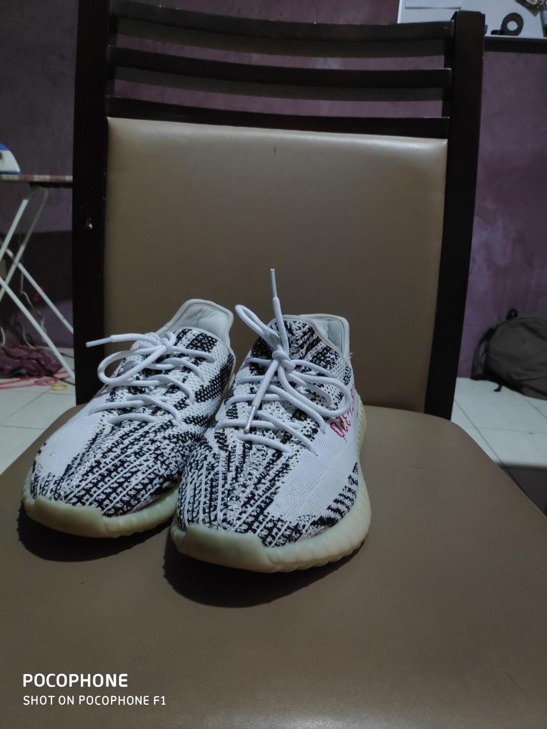 Yeezy V2 Zebra, Men's Fashion, Footwear 