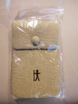 Authentic Muji handphone pouch wool felt