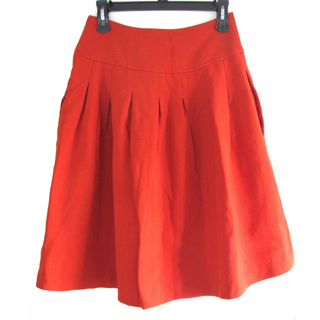 Banana Republic Skirt, Women's Fashion, Bottoms, Skirts on Carousell