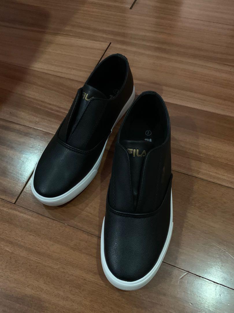 Brand New Fila Slip Ons Black Size 7
