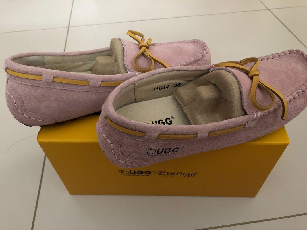 Brand New Authentic UGG shoes Luxury Sneakers Footwear on