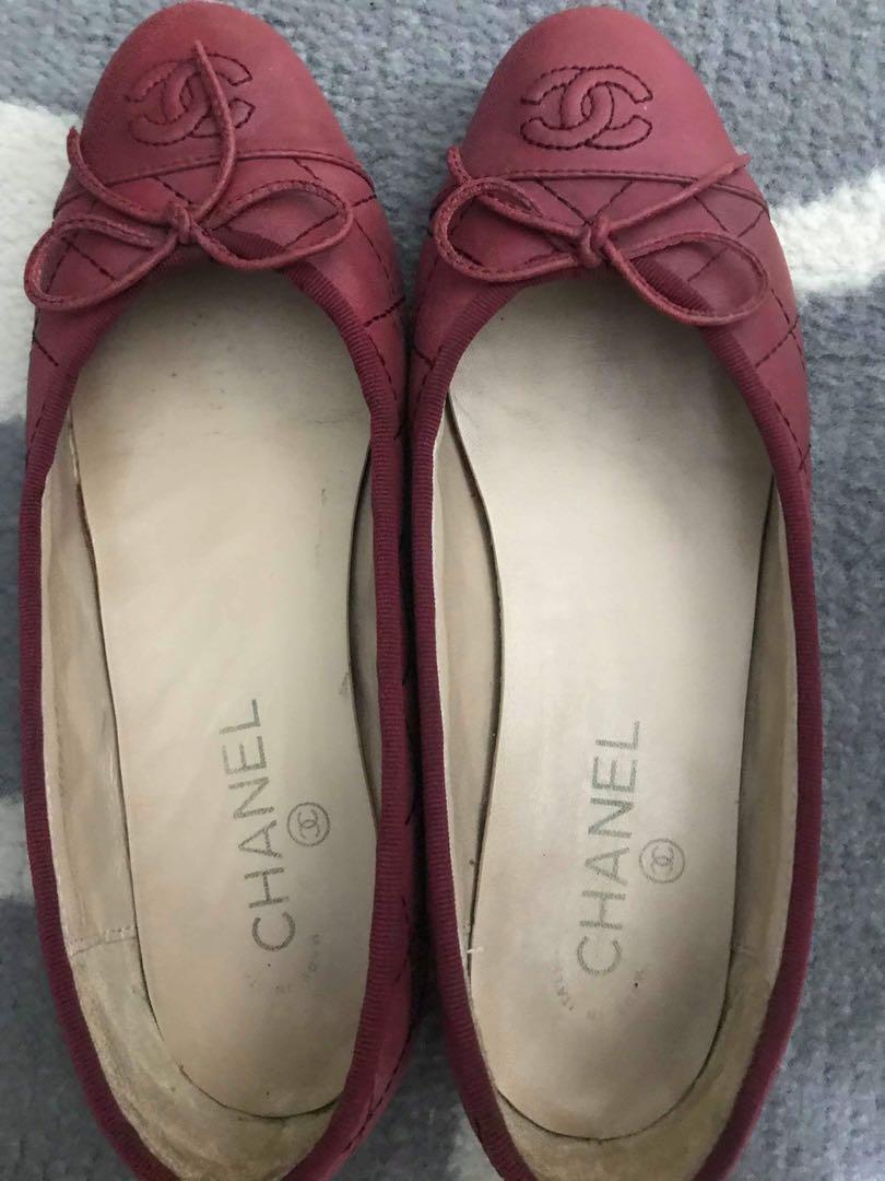 Chanel Quilted Lambskin Ballerina (Category: Flats & Sandals) located in Quezon City. Submitted by runrabbitrun (Listing ID 259278652, Image 2). Description: Authentic Chanel Shoes from US. Has a sole protector underneath for extra sturdiness. Great quality and rarely used.