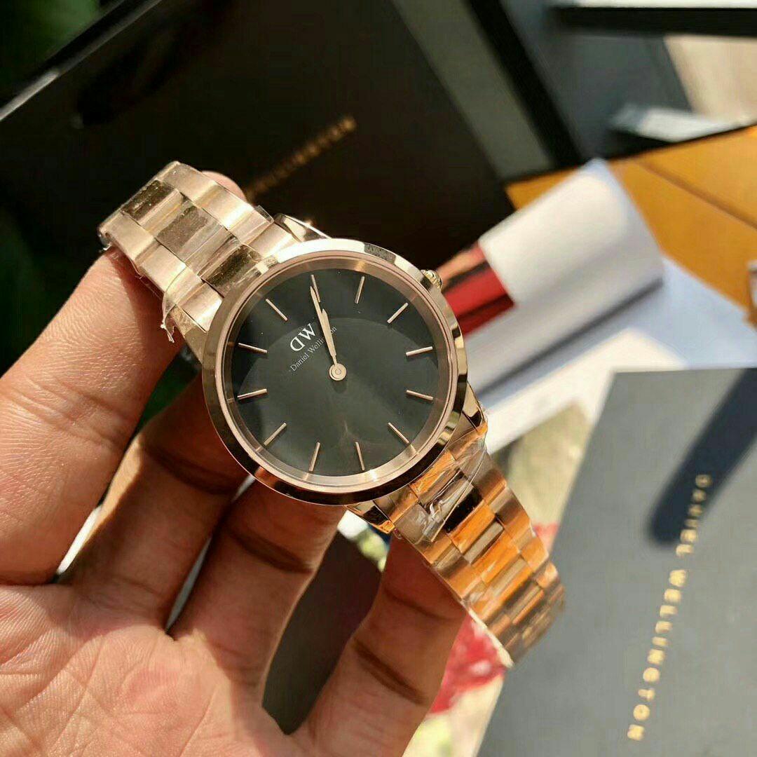Dw iconic link hotsell 28mm