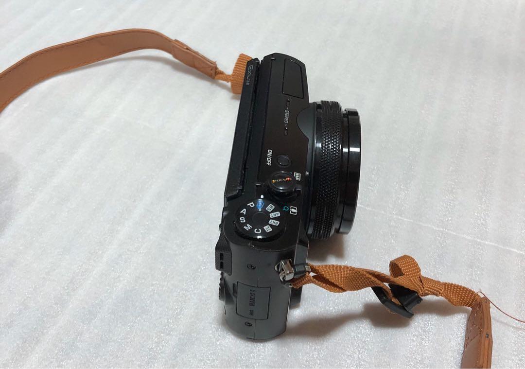 Digital Camera (Category: Cameras) located in Singapore. Submitted by shanton (Listing ID 259316184, Image 3). Description: Item Condition: Good Working Condition (9.5/10) as shown on the photos. Selling with items as follow: 1) Camera (without memory card) 2) Original Battery & Charger (without box) 3) Camera Cover 4) Additional Camera Bag (Brand New) Camera Specifications: - 12.1 Megapixels - Optional Zoom: 10.7x - 3.5 inch Super Clear LCD - 28