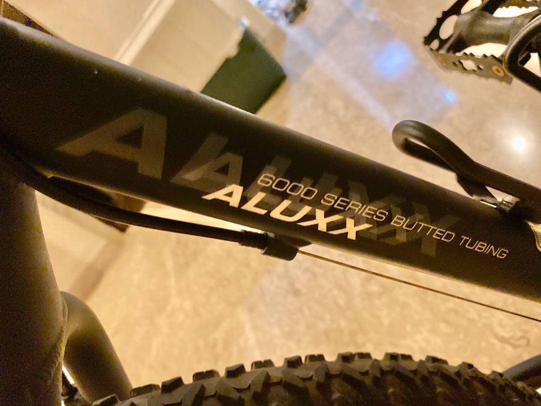 giant iguana mountain bike price