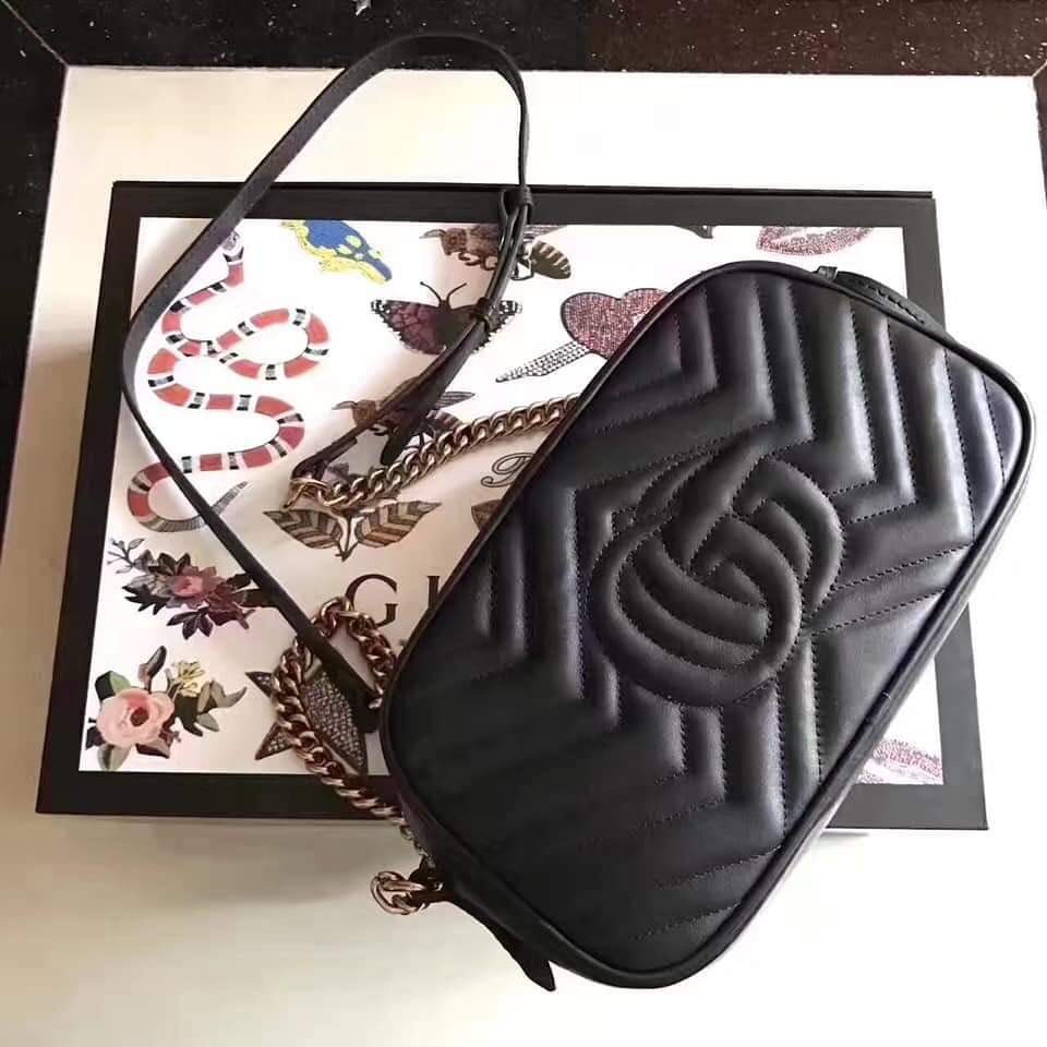 Gucci Marmont Medium Camera Bag (24cm)
