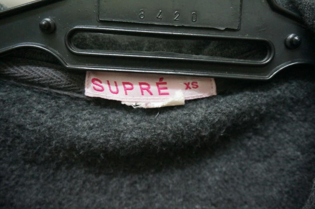 Jacket (Category: Coats, Jackets and Outerwear) located in Kuala Lumpur. Submitted by hapielady (Listing ID 259319527, Image 3). Description: Condition: 9/10 Cash and carry. Kuala Lumpur area..
