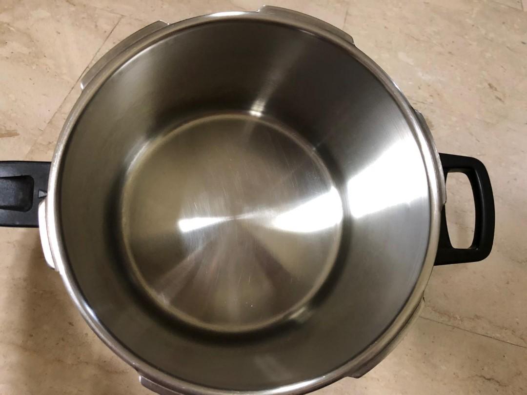 KELOmat 6L pressure cooker, TV & Home Appliances, Kitchen Appliances