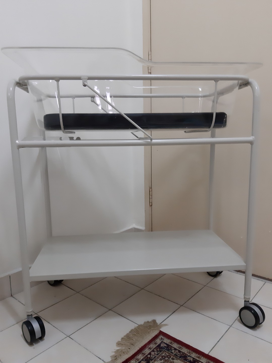 Newborn hospital crib online