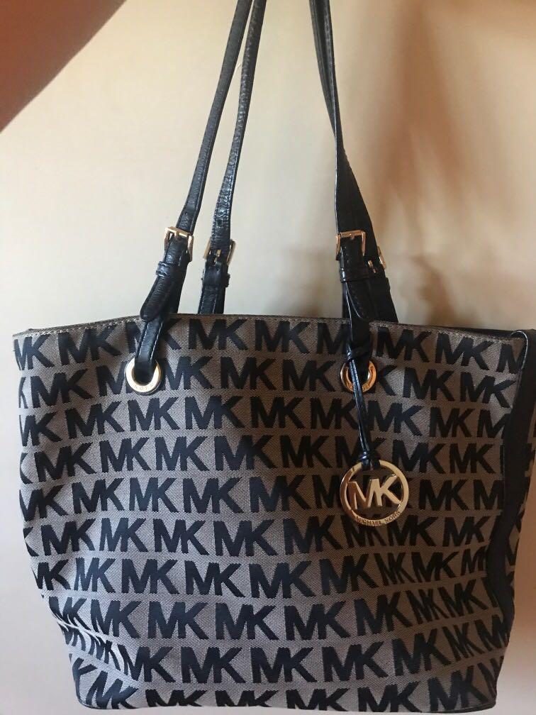 michael kors classic tote bag
