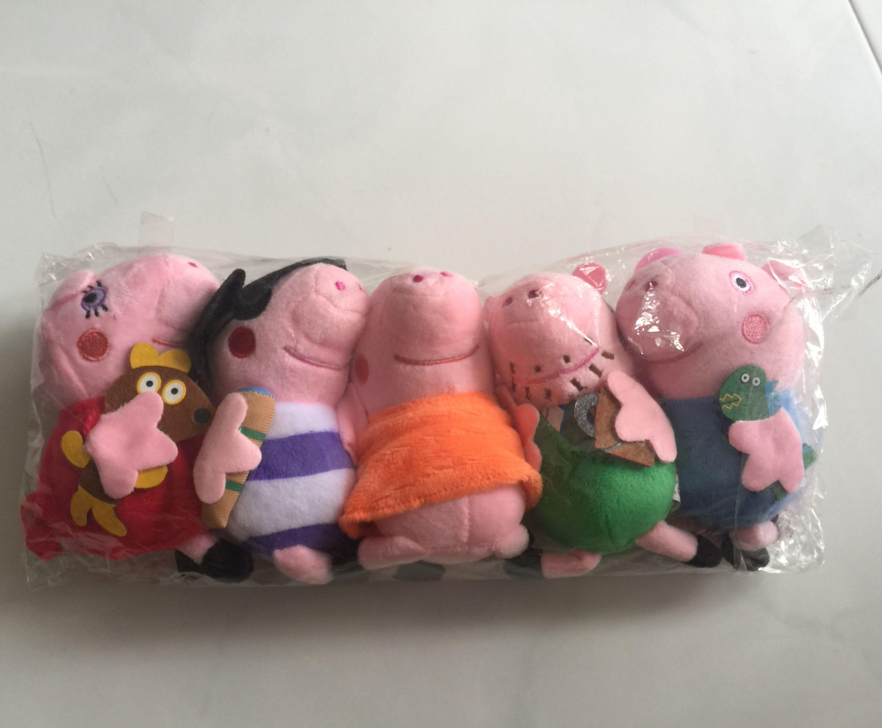 peppa pig family soft toy set