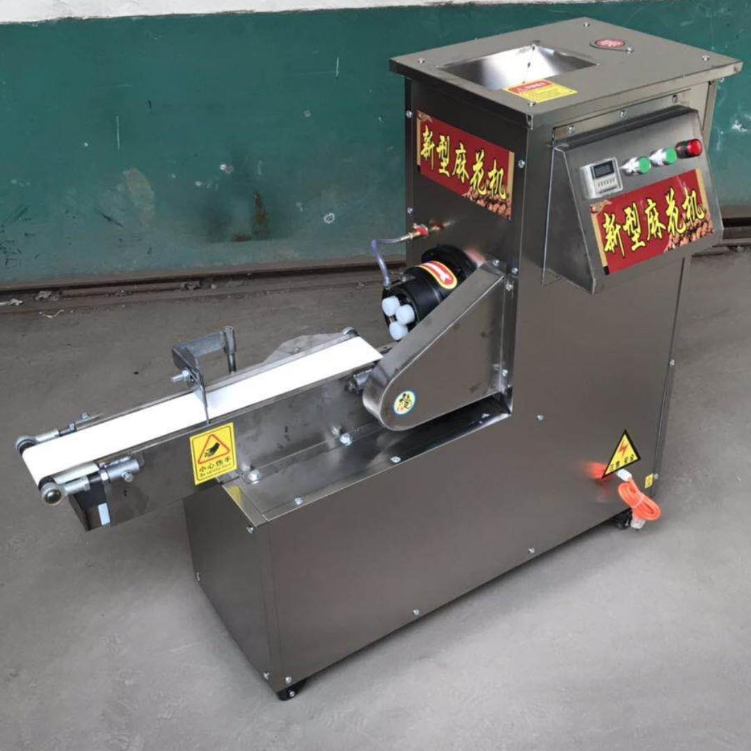pilipit (twister) forming machine (Category: Bakeware) located in Manila. Submitted by christbooth (Listing ID 259213349, Image 2). Description: pilipit (fry twister dough) forming machine size:1200x380x800mm power: 1.5kw material: stainless steel.
