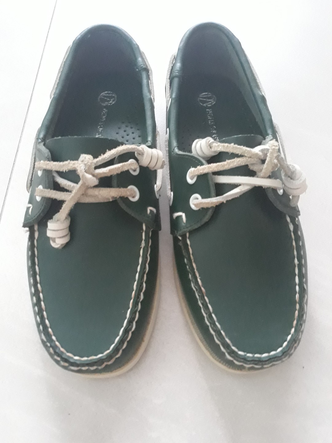 green boat shoes