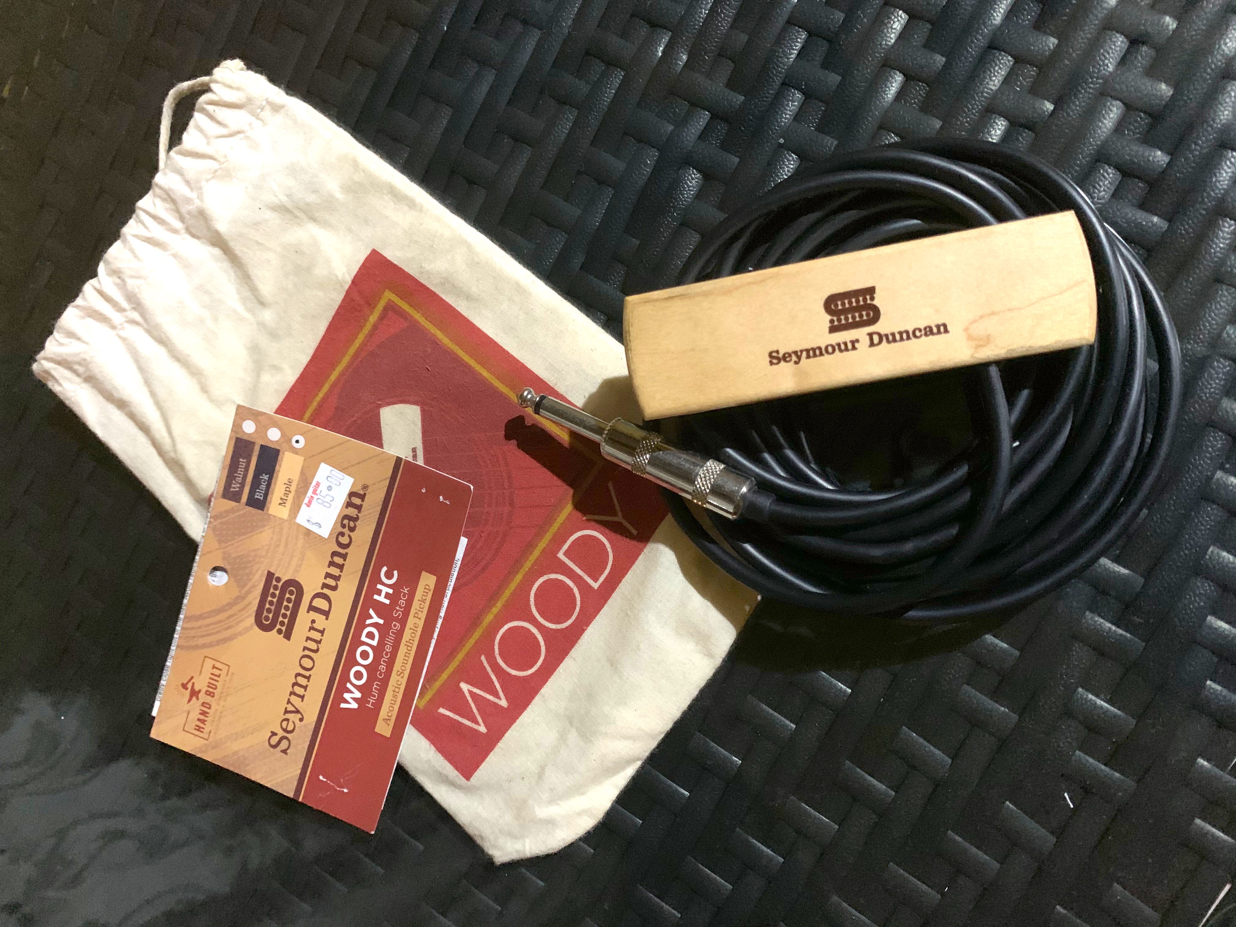 Seymour Duncan Woody (acoustic guitar 