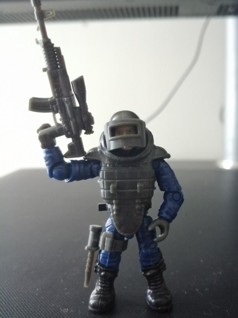 mega construx compatible with lego