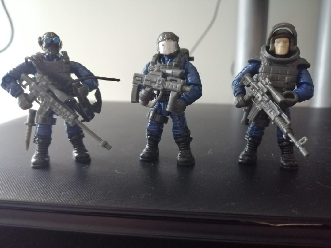 mega construx compatible with lego