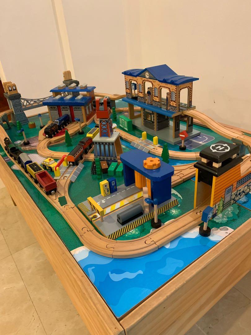 Train Table & Set Imaginarium City Central, Hobbies & Toys, Toys
