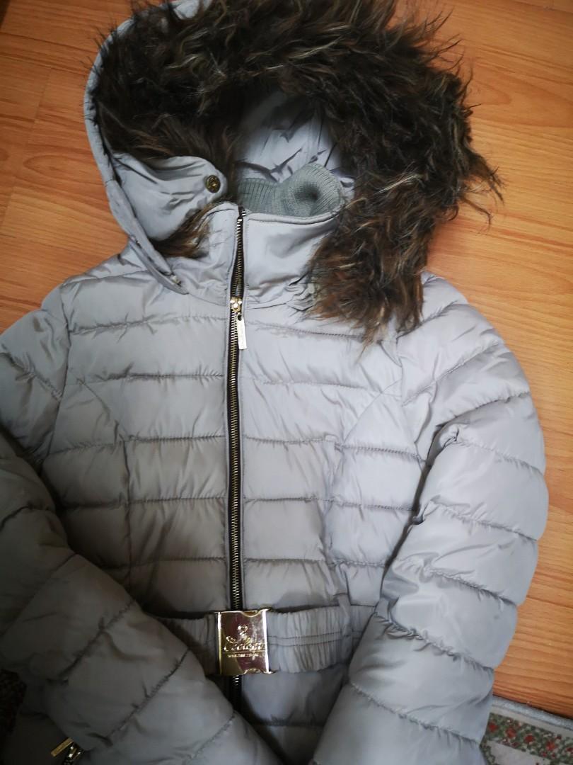 Winter Jacket (Category: Babies & Kids Fashion) located in Ampang. Submitted by merimusa (Listing ID 259325318, Image 1). Description: Winter Jacket for sale. Used only twice. In mint condition. Bought for rm300++. Daughter has grown up. Loose one button. But has substitute with other button. Non Nego. Serious buyer only. Location Ampang. Price exclude courier..