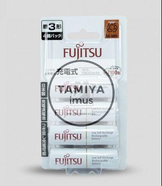 Fujitsu 1900 Mah AA Rechargeable Batteries 4pcs