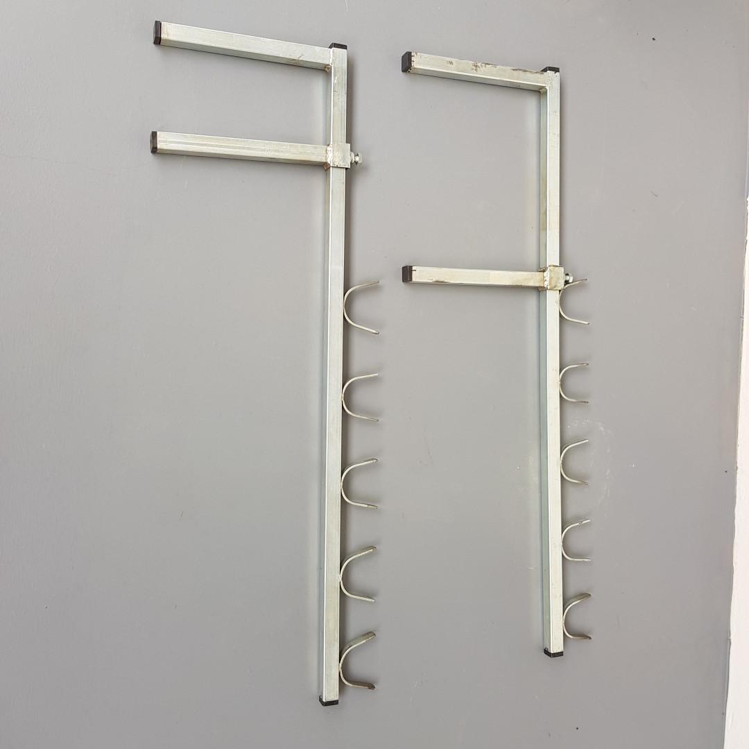 Laundry bamboo pole holder best sale