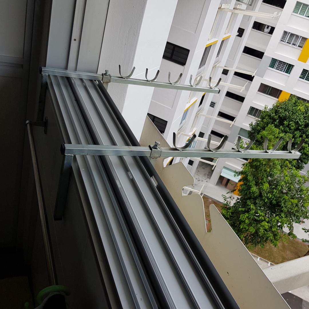 Bamboo pole holder Detachable, adjustable & lightweight, Furniture & Home Living, Home