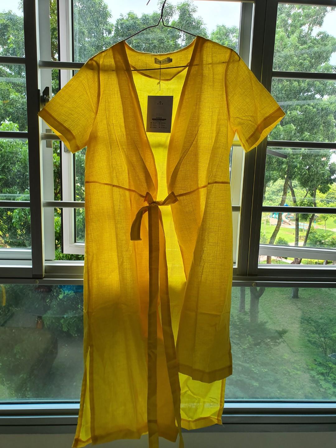 BNWT Yellow Dress and grey top suitable 