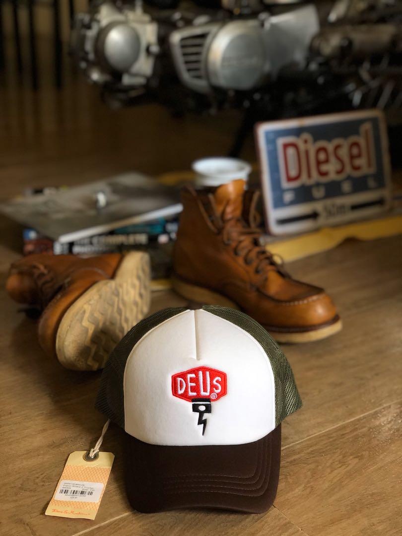 DEUS EX MACHINA Trucker Cap (Category: Caps & Hats) located in Cebu City. Submitted by agentmunky (Listing ID 259399052, Image 1). Description: Deus Ex Machina Ordered and Made in Deus Australia Original With Brand tag and Price Add for shipping via LBC Small Box (310.00-nationwide).