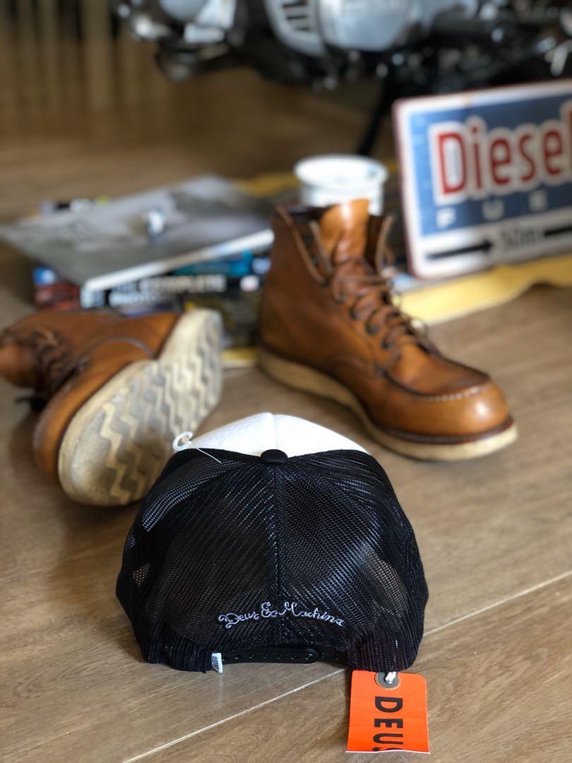 DEUS EX MACHINA Trucker Cap (Category: Caps & Hats) located in Cebu City. Submitted by agentmunky (Listing ID 259432047, Image 2). Description: Deus Ex Machina Trucker Caps Ordered from DEUS Australia Store Original/Authentic With Brand tag and Price Add for shipping via LBC Small Box (310.00-nationwide).