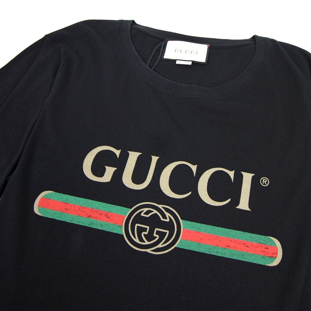 gucci logo clothes