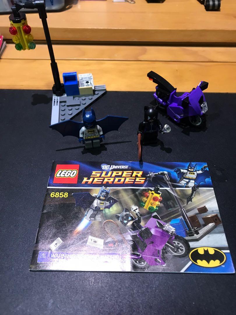 LEGO Batman/DC Super Heroes 6858 Catwoman Catcycle city chase complete!,  Hobbies & Toys, Toys & Games on Carousell
