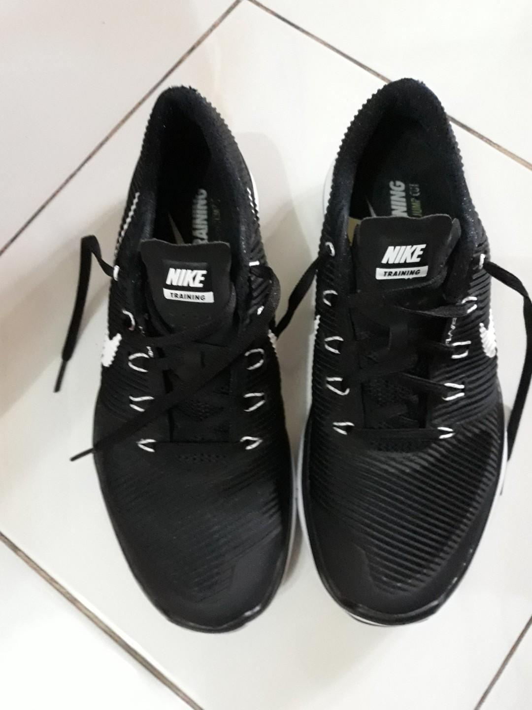 nike flywire running