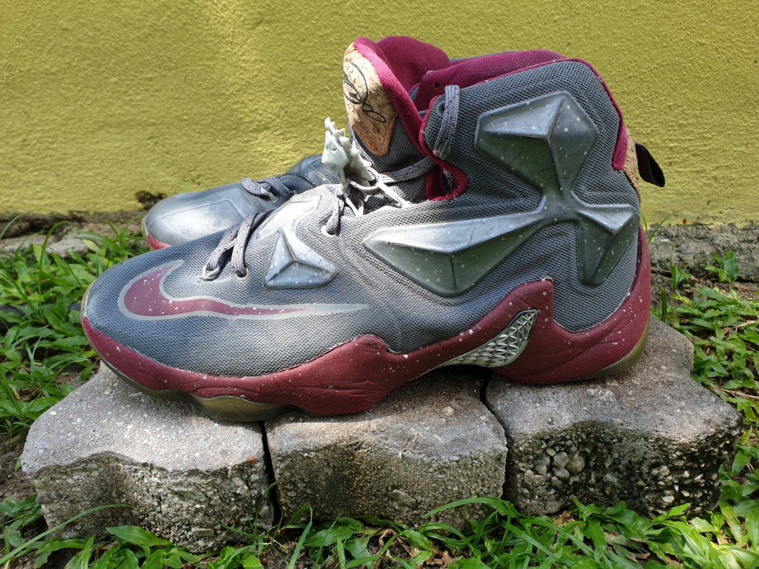 Nike Lebron James 13