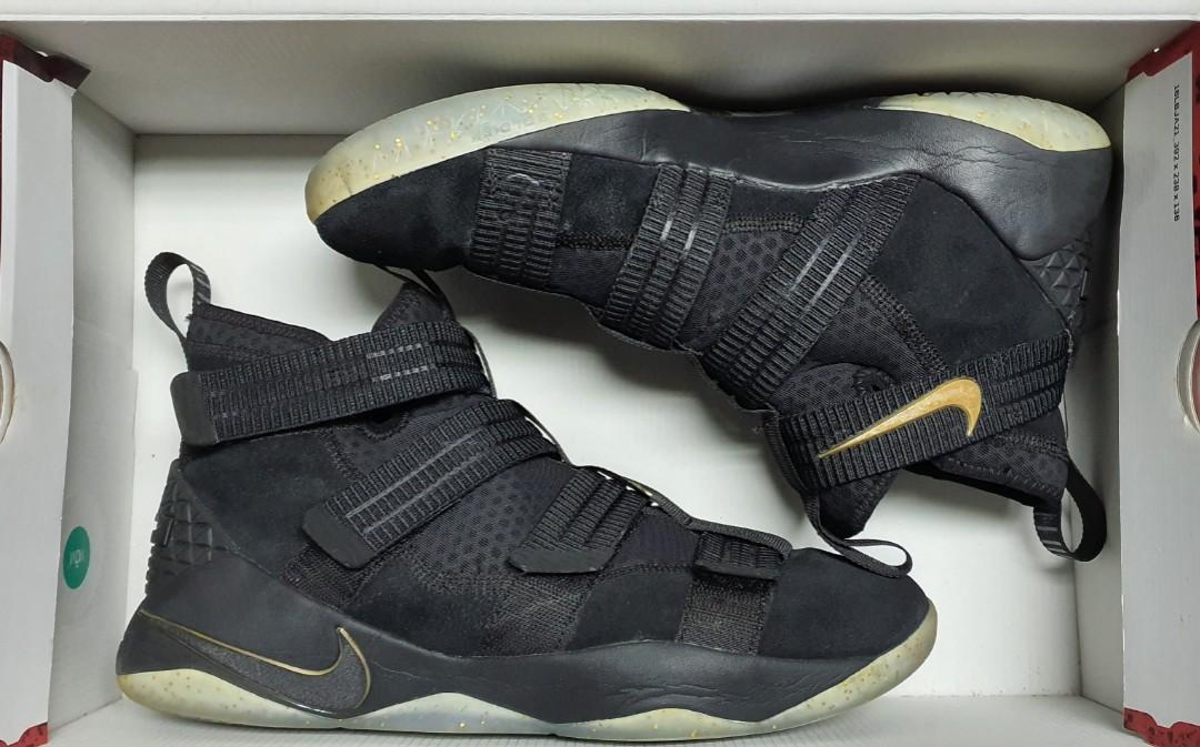 Black and gold lebron soldier 11 deals