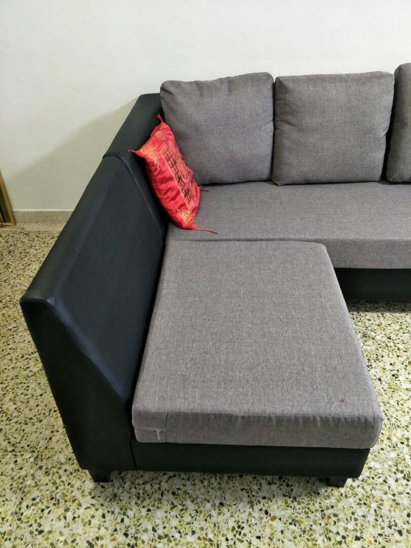 Sofa (Category: Sofas) located in Singapore. Submitted by klas7375 (Listing ID 259364193, Image 3). Description: Used 3+1 sofa. In good condition. Just bought for few months..