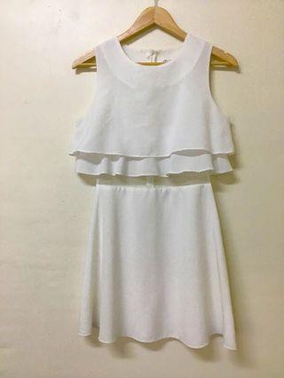 正韓 設計款 白色洋裝 原價要兩千元