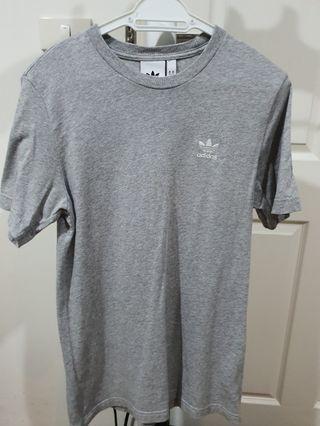 Adidas T-shirt