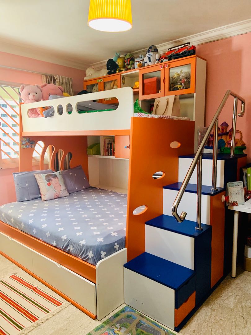 Awesome Bunk Bed Queen Super Single Great Condition Furniture Beds Mattresses On Carousell