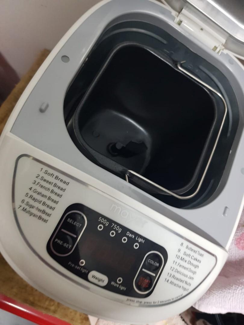 Bread Maker (Category: Coffee Machines & Makers) located in Singapore. Submitted by kennychungcs (Listing ID 259538735, Image 2). Description: Hassle free bread baking machine with 14 baking functions and 15 hours timer Less waiting time, less energy consumed. Capacity 750g..