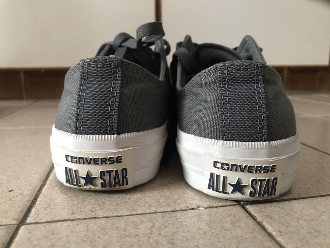 Chuck 2 grey online
