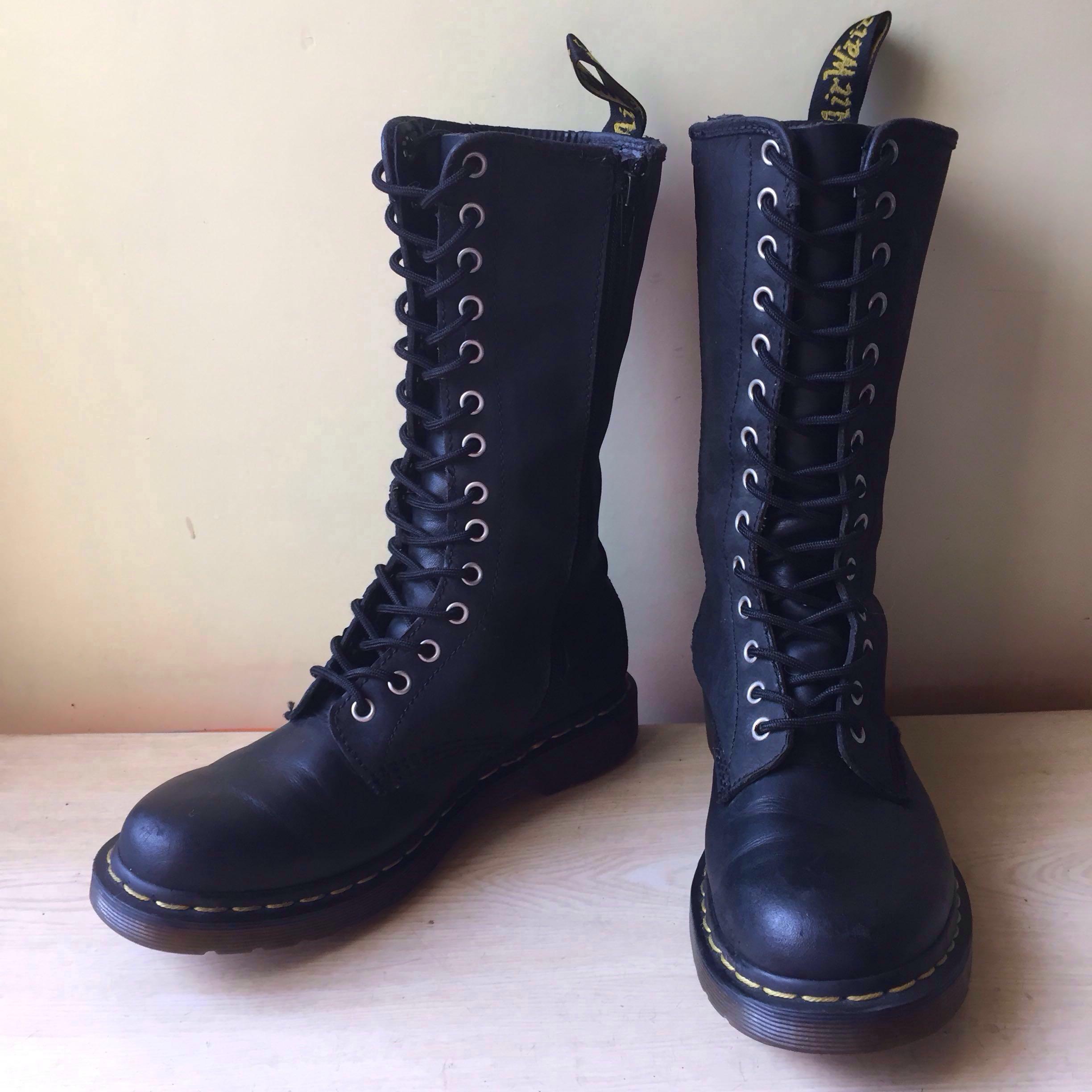 dr martens dragon