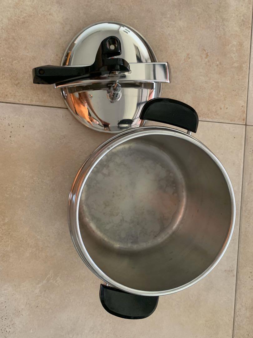 Lagostina Pressure Cooker (made in Italy), TV & Home Appliances