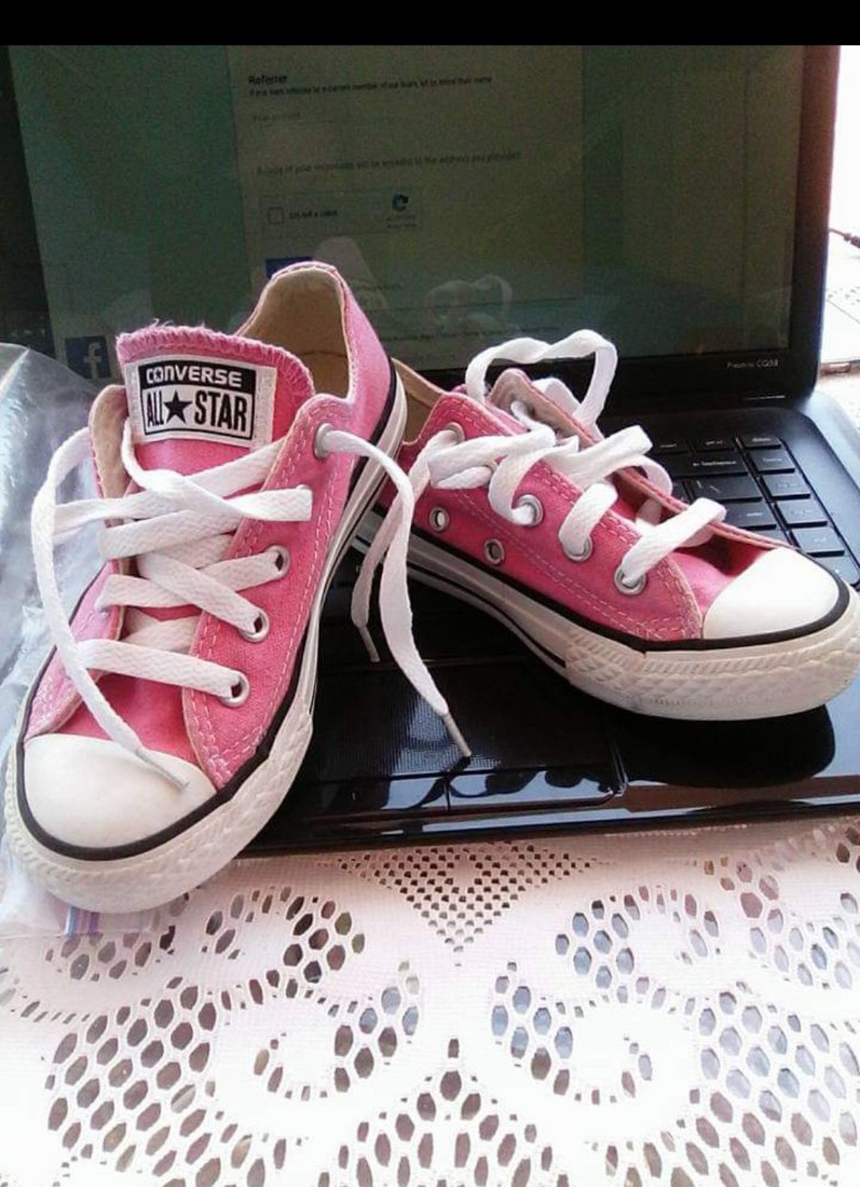 converse pink original