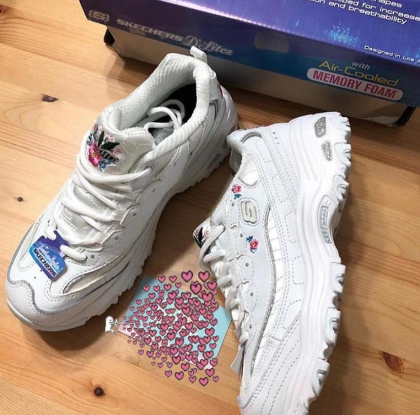 Skechers blossom 2024