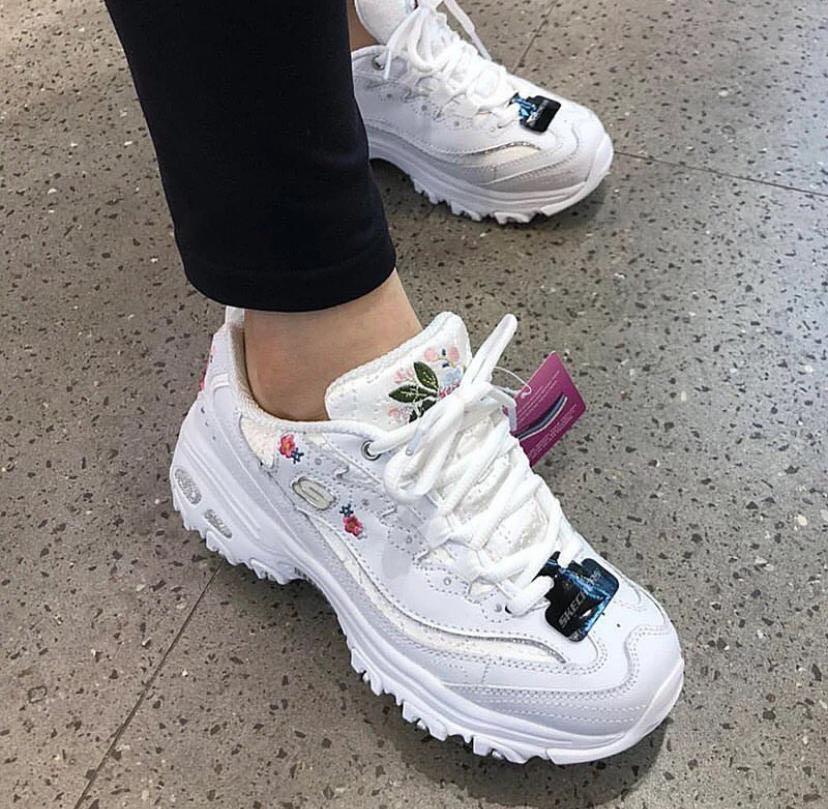 Skechers blossom store