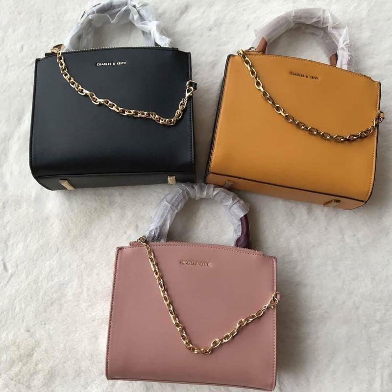 Tas Charles And Keith Chain Link Classic Hand Bag Cnk 571 Original Fesyen Wanita Tas Dompet Di Carousell