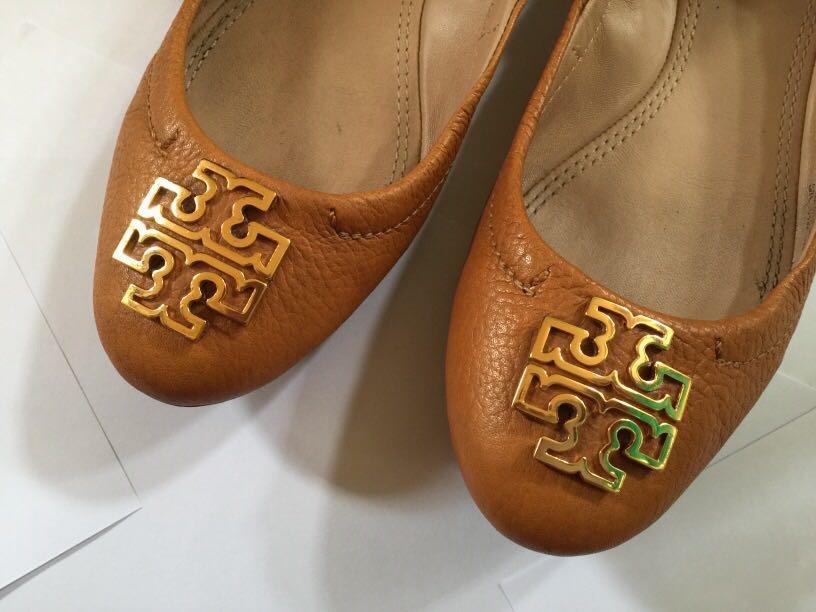 TORY BURCH Melinda Ballet Tumbled Leather AUTHENTIC Women s Fashion Footwear Flats Sandals on Carousell