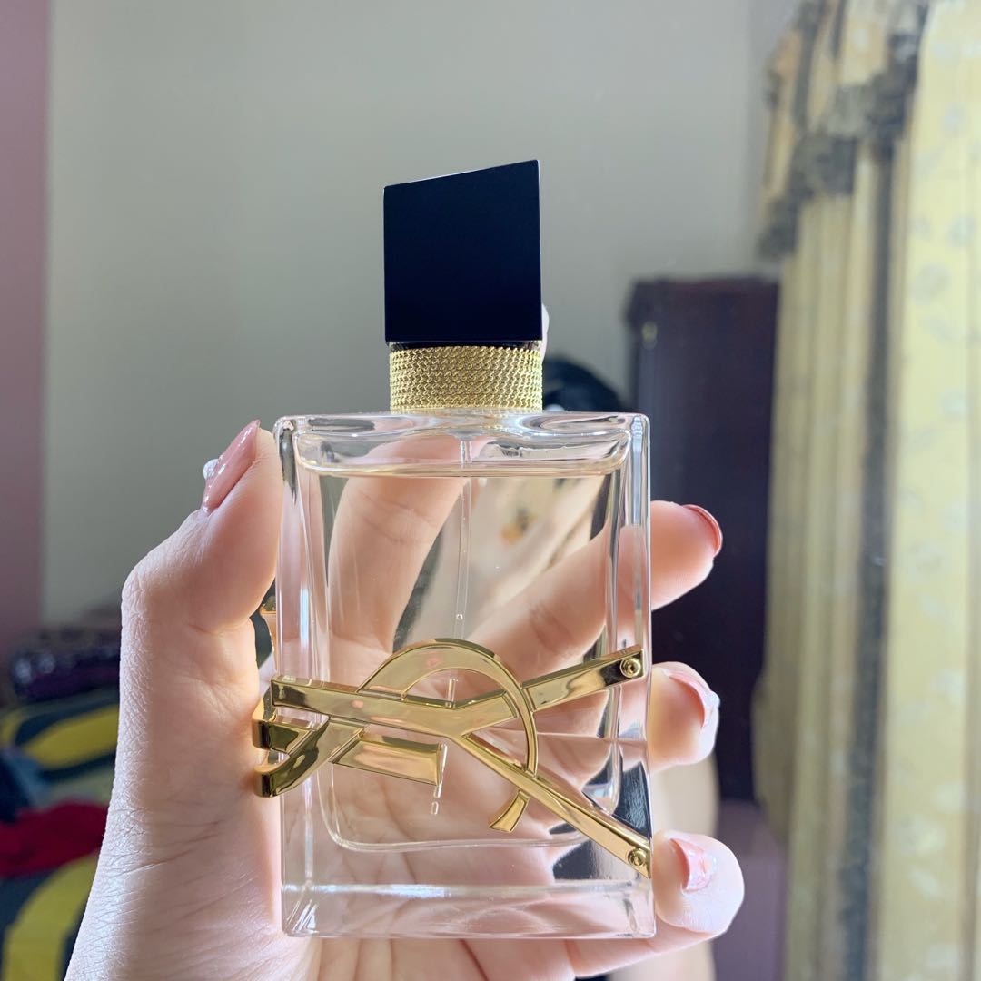 YSL LIBRE PARFUM TERBARU! BELOM ADA DI INDONESIA. 100% ORI HANYA 2x pakai,  Kesehatan \u0026 Kecantikan, Parfum, Kuku \u0026 Lainnya di Carousell
