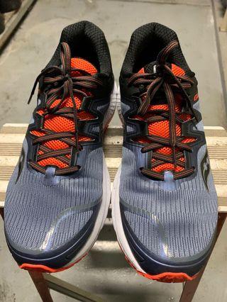 where to buy saucony shoes in singapore